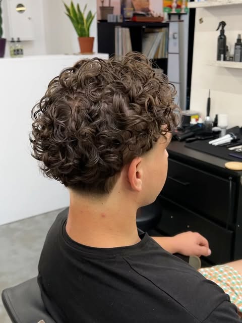 Curly Attic — Instagram